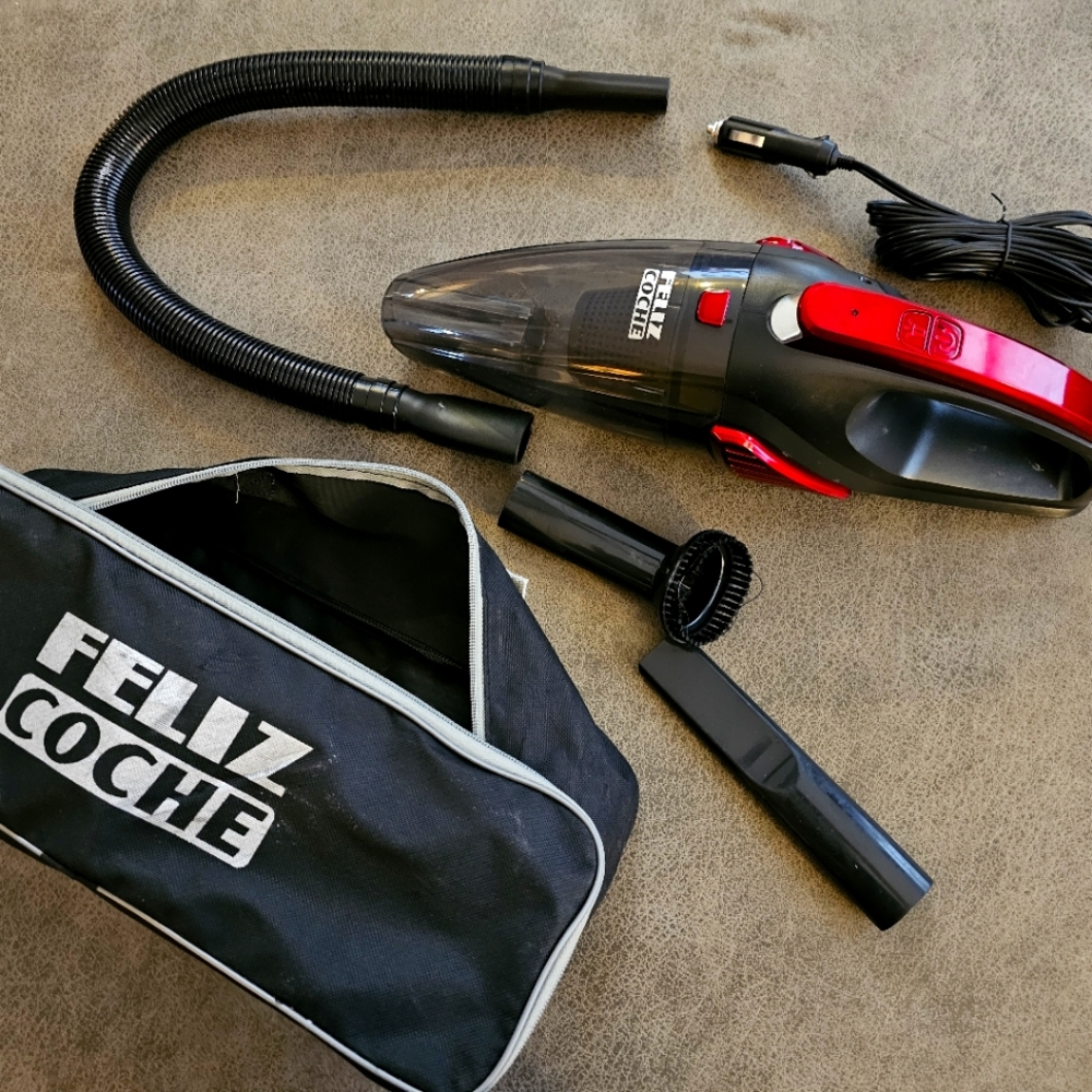 Portable‎ lightweight car plug in mini handheld vacuum cleaner w attachments EUC